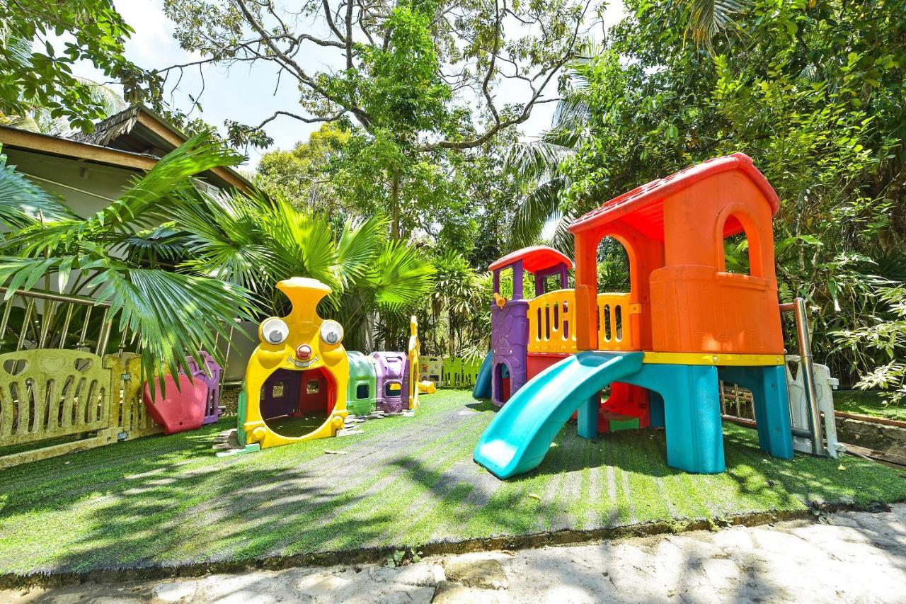 Oyo 90636 Teratak Zakiah Chalet Jerantut Exterior photo