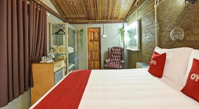 Oyo 90636 Teratak Zakiah Chalet Jerantut Exterior photo